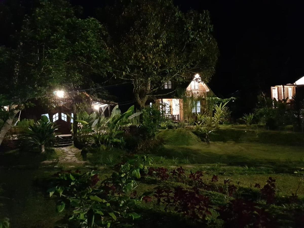 בוקיטינגי Canyon Jungle Stay מראה חיצוני תמונה